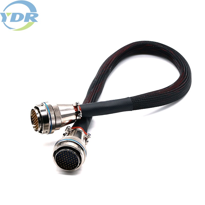 Quais são as partes de um conector de fio?